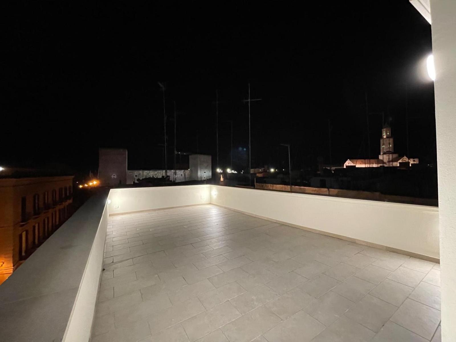 Casa Antonia - Terrace & Suites Bari Buitenkant foto